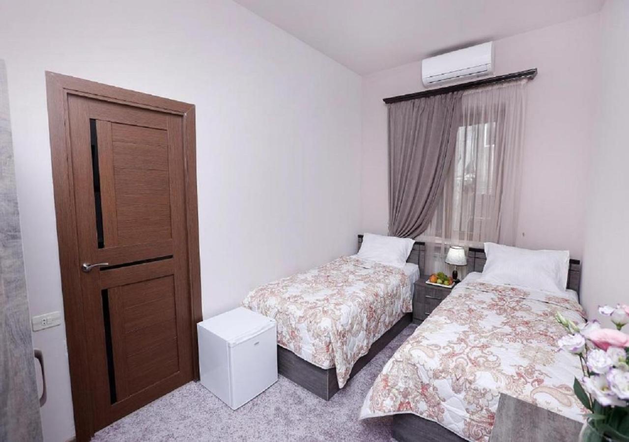 Guesthouse Γιερεβάν Εξωτερικό φωτογραφία